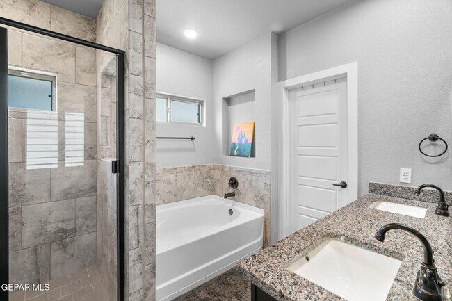 Building Photo - 3561 Essence St