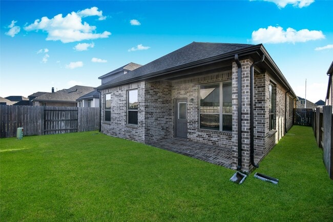 Building Photo - 939 Malibu Shr Ln