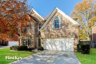 Building Photo - 3339 Wembley Walk