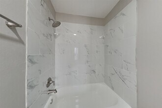 Building Photo - 11950 Rolling Stream Dr