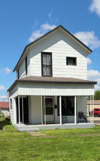 Building Photo - 613 SW Lincoln St