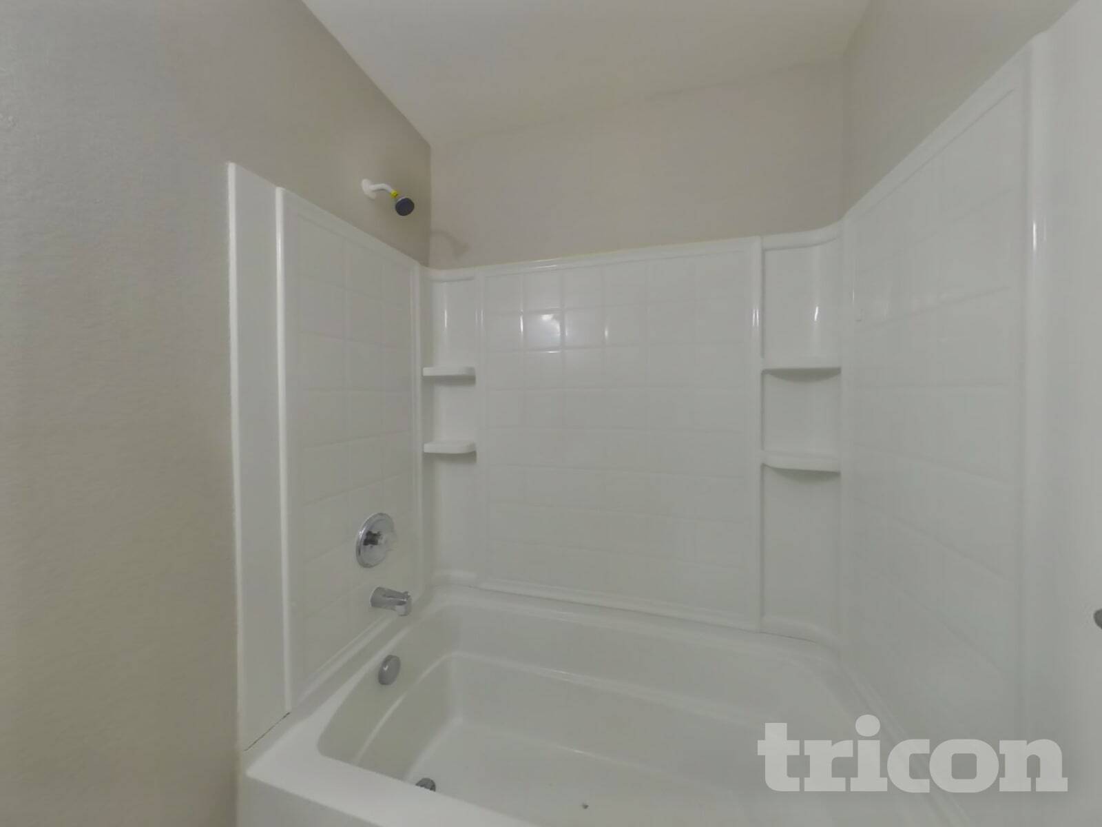 Building Photo - 1405 Englewood Dr