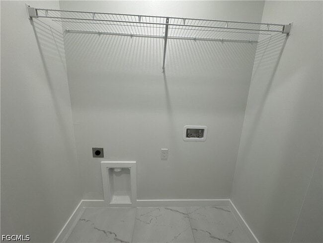 Building Photo - 1775 Glenway Ct