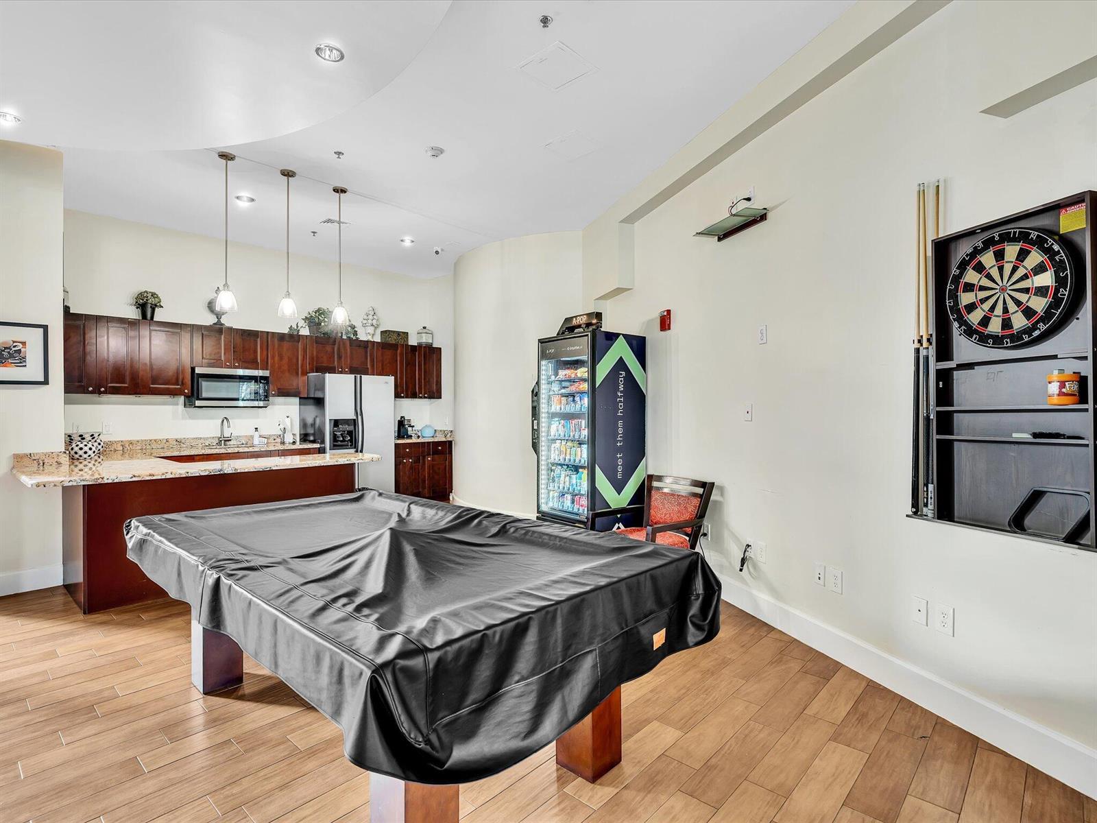 Building Photo - 1830 Radius Dr