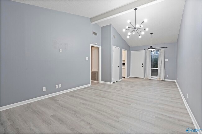 Primary Photo - 2014 Colony Dr SW