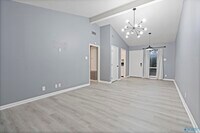 Building Photo - 2014 Colony Dr SW