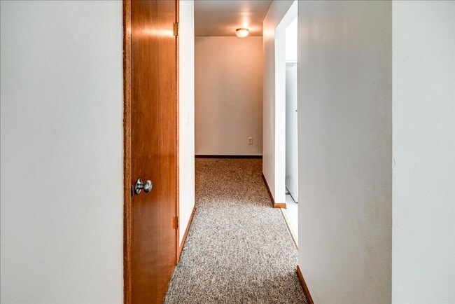 Building Photo - 4603 Dennis Dr