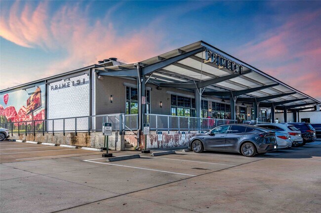 Building Photo - 2471 W 11th St