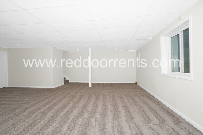 Building Photo - 7737 Solomon Dr