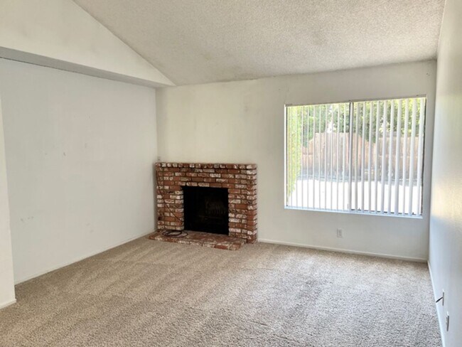 Building Photo - 1388 Cavalier Ln