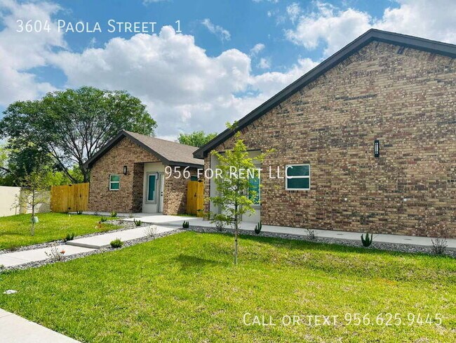 Building Photo - 3604 Paola St