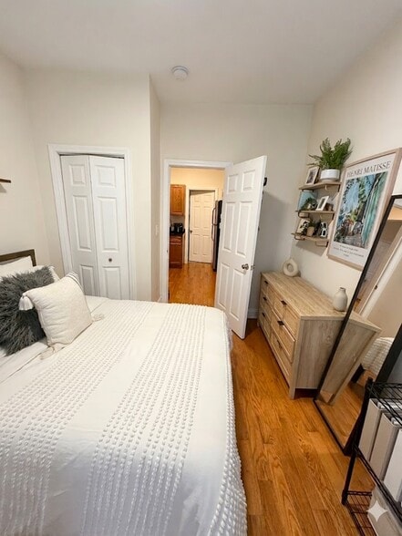 Building Photo - 58 Medford St