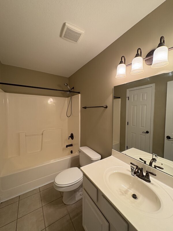 Building Photo - 113 Winning Ticket Dr