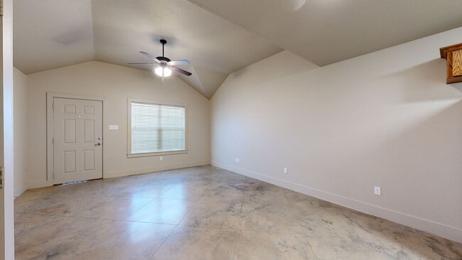 Building Photo - Cozy and affordable family home in Temple