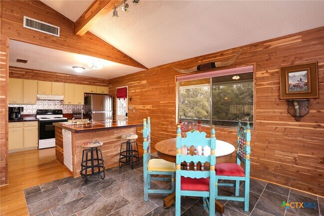 Building Photo - 1087 Driftwind Dr
