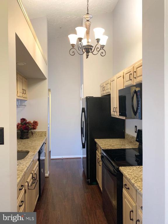 Building Photo - 13107 Briarcliff Terrace