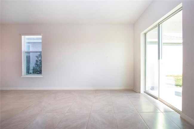 Building Photo - 3513 Hilltop Cir