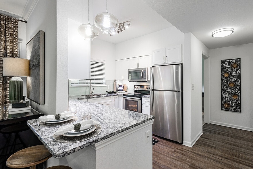 Building Photo - Walnut Hill Las Colinas