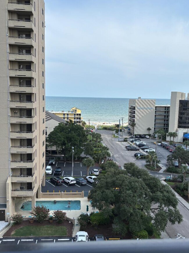 Building Photo - 7500 N Ocean Blvd