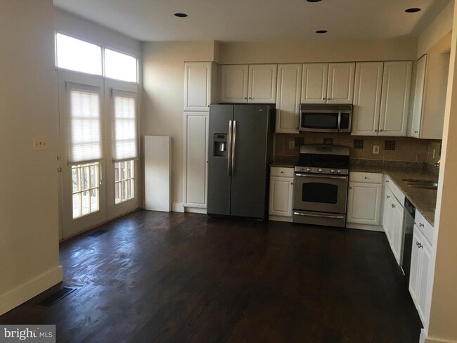 Building Photo - 2253 Journet Dr