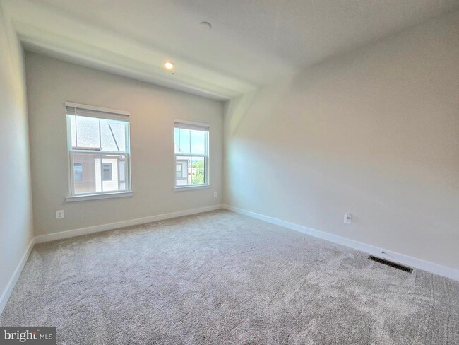 Building Photo - 4540 Dandelion Lp