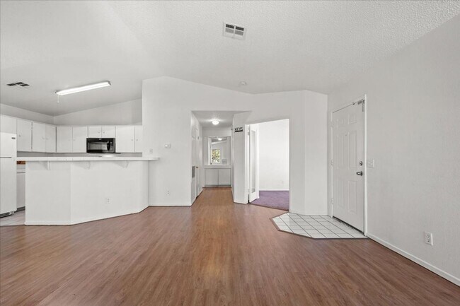 Building Photo - 7909 Fossil Creek Ln