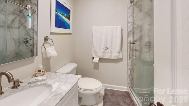 Building Photo - 640 Manhasset Rd