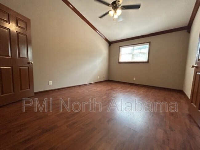 Building Photo - 1023 Stones Throw Dr NW