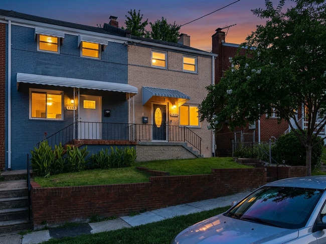 Building Photo - 4360 Dubois Pl SE