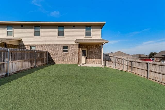Building Photo - 4931 Sanger Cir Dr