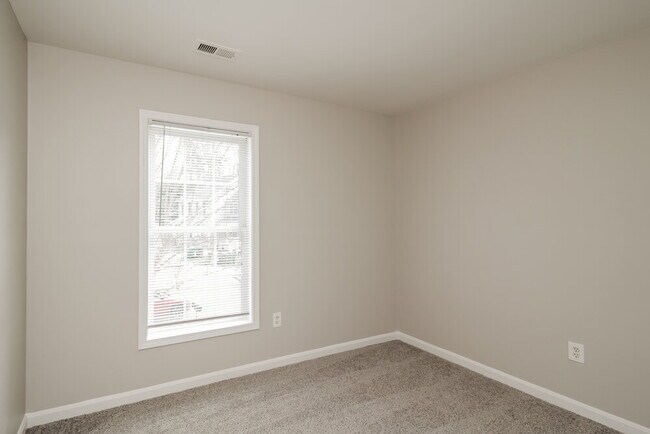 Building Photo - 6803 Campbell Burn Ct