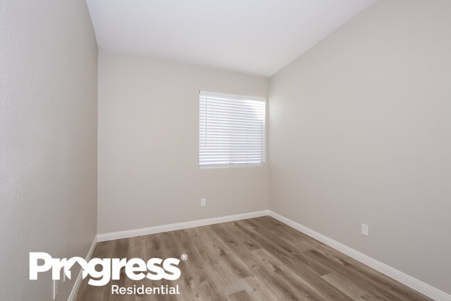 Building Photo - 5238 Olive Dale Ct