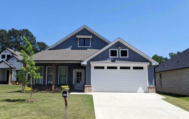 Building Photo - Coming Soon! Gorgeous 4 Bedroom, 2 Bath Home in Tyler!