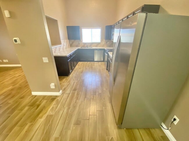 Building Photo - CHARMING CONDO IN DESIRABLE WEST LAS VEGAS NEAR SUMMERLIN