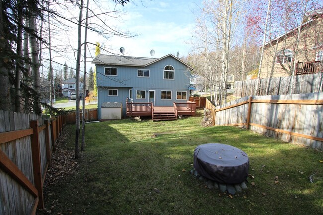 Building Photo - 19508 Highland Ridge Dr