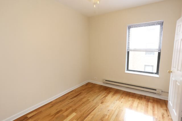 Building Photo - 3720 N Pine Grove Ave