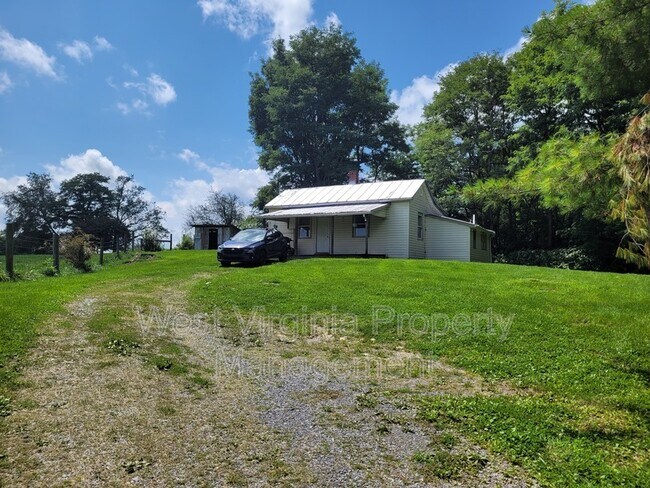 Building Photo - 186 Benedict Ln