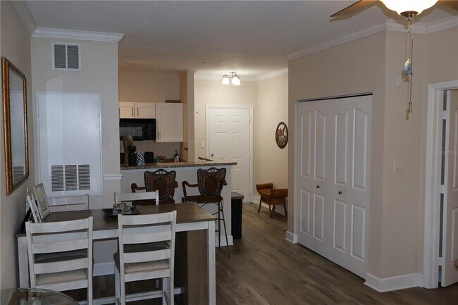 Building Photo - 5000 Culbreath Key Way