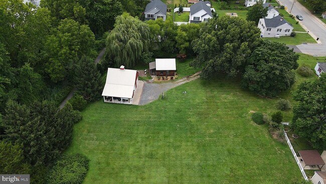 Building Photo - 309 Windsor Ave