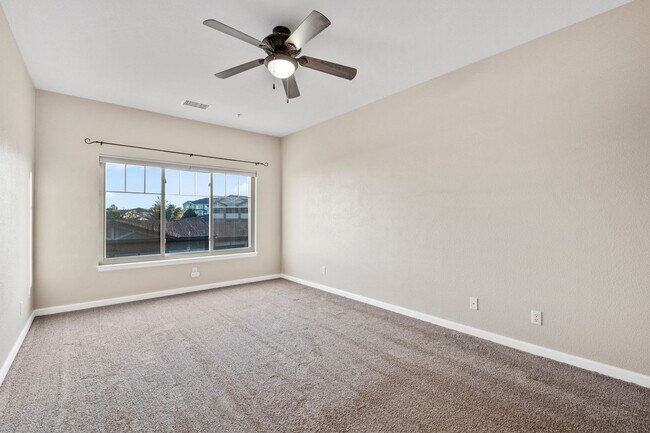 Building Photo - 9359 Las Ramblas Ct