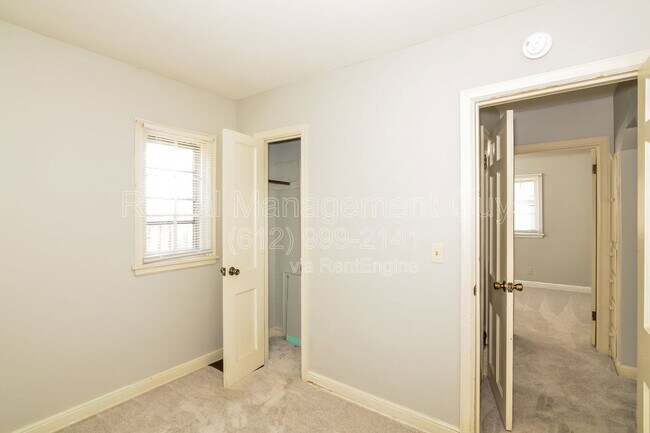 Building Photo - 4400 Xenia Ave N