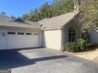 Building Photo - 142 Edgewood Ct