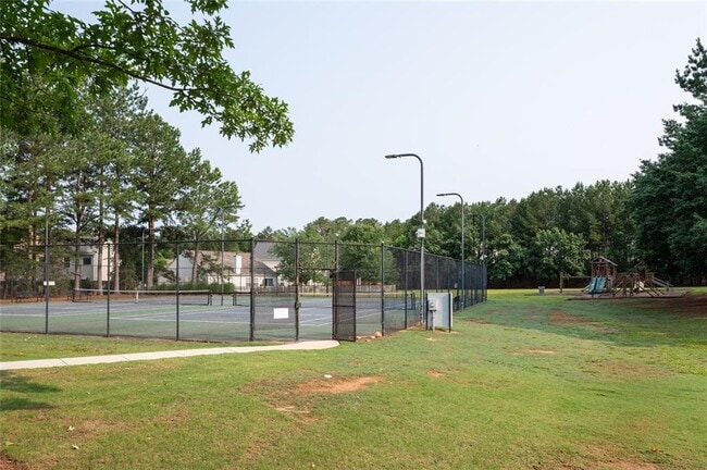 Building Photo - 145 Village Trce