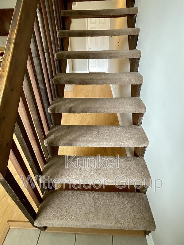 Building Photo - 435-7 Ponderosa Ave