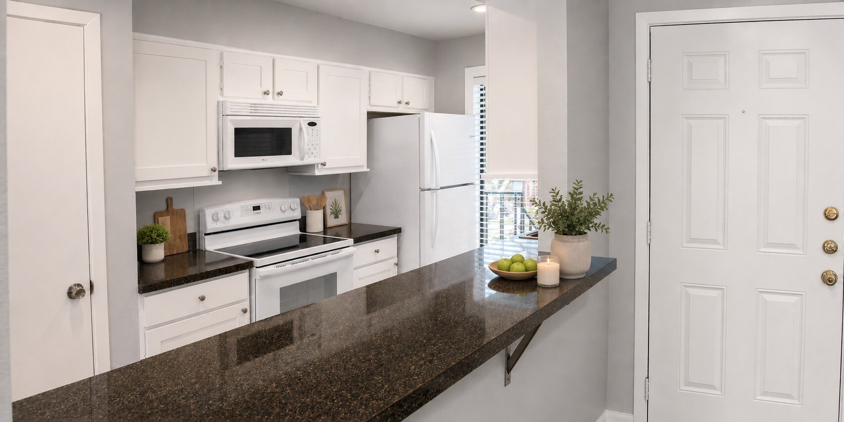 Kitchen - 6723 Eastridge Dr