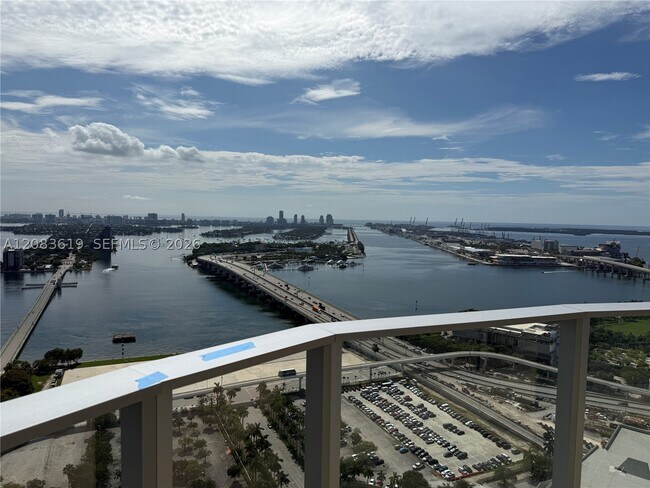 Building Photo - 1400 Biscayne Blvd