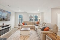 Building Photo - 4610 Olivine Dr