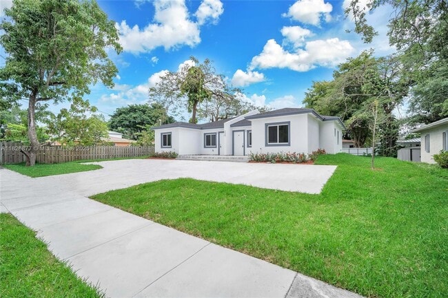 Primary Photo - 2448 NW 42nd St