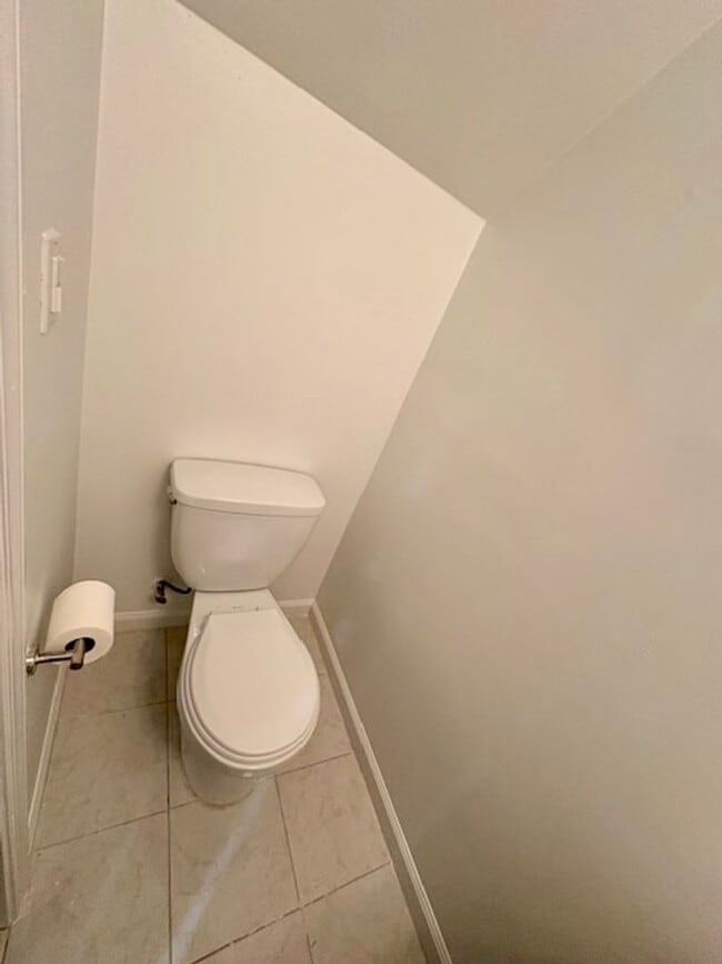 Building Photo - 18250 Paladin Dr