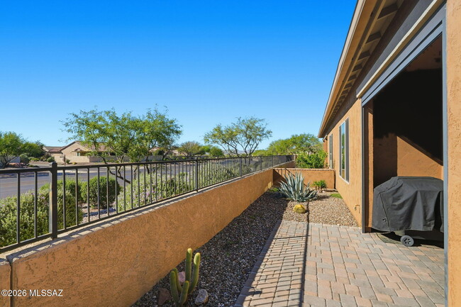 Building Photo - 61295 E Flint Dr